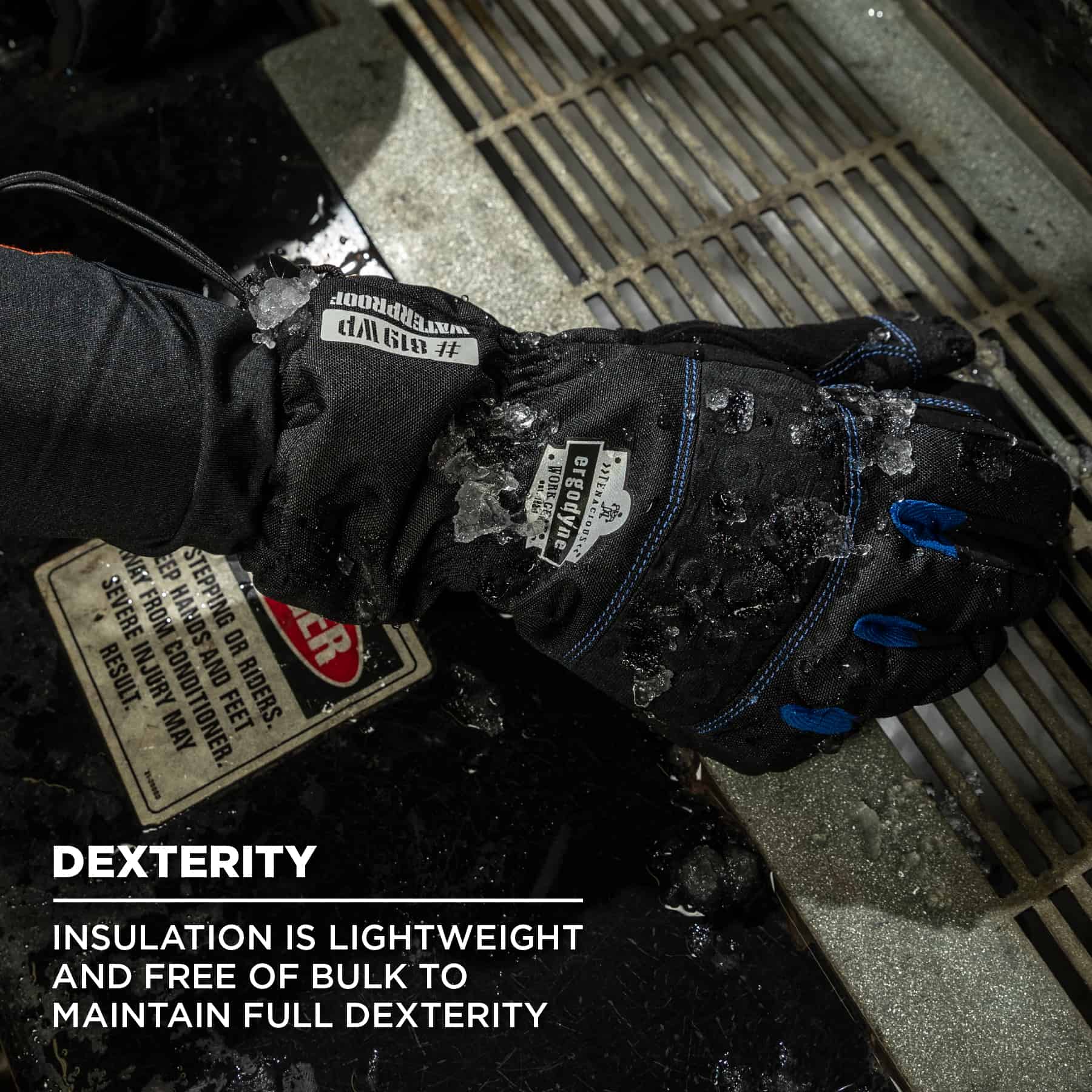 The ProFlex 819WP use lightweight and free of bulk to maintain dexterity