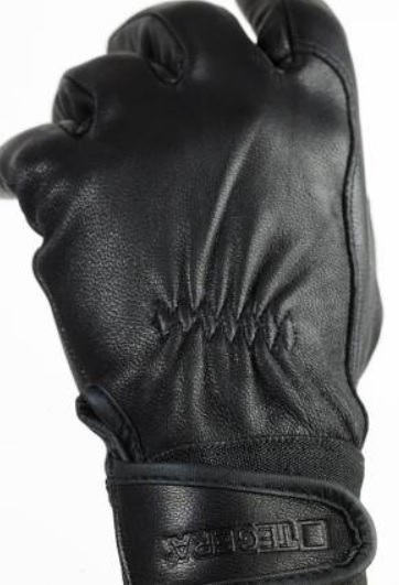 Premium goatskin leather is both durable and heat-retentive Premium goatskin leather