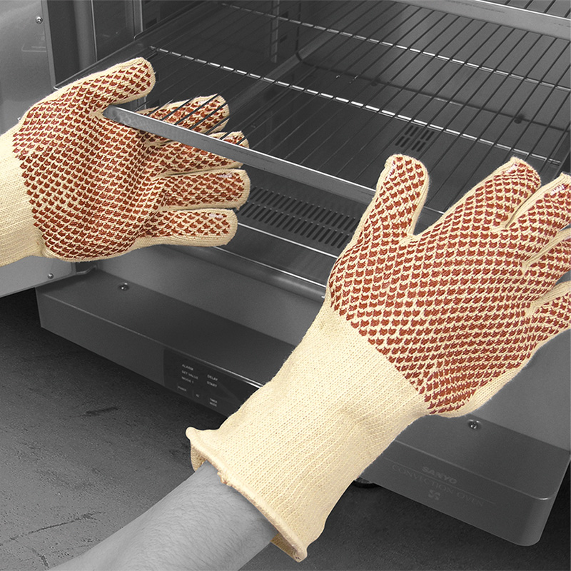 Dexterity of the Polyco Oven Gloves with Fingers